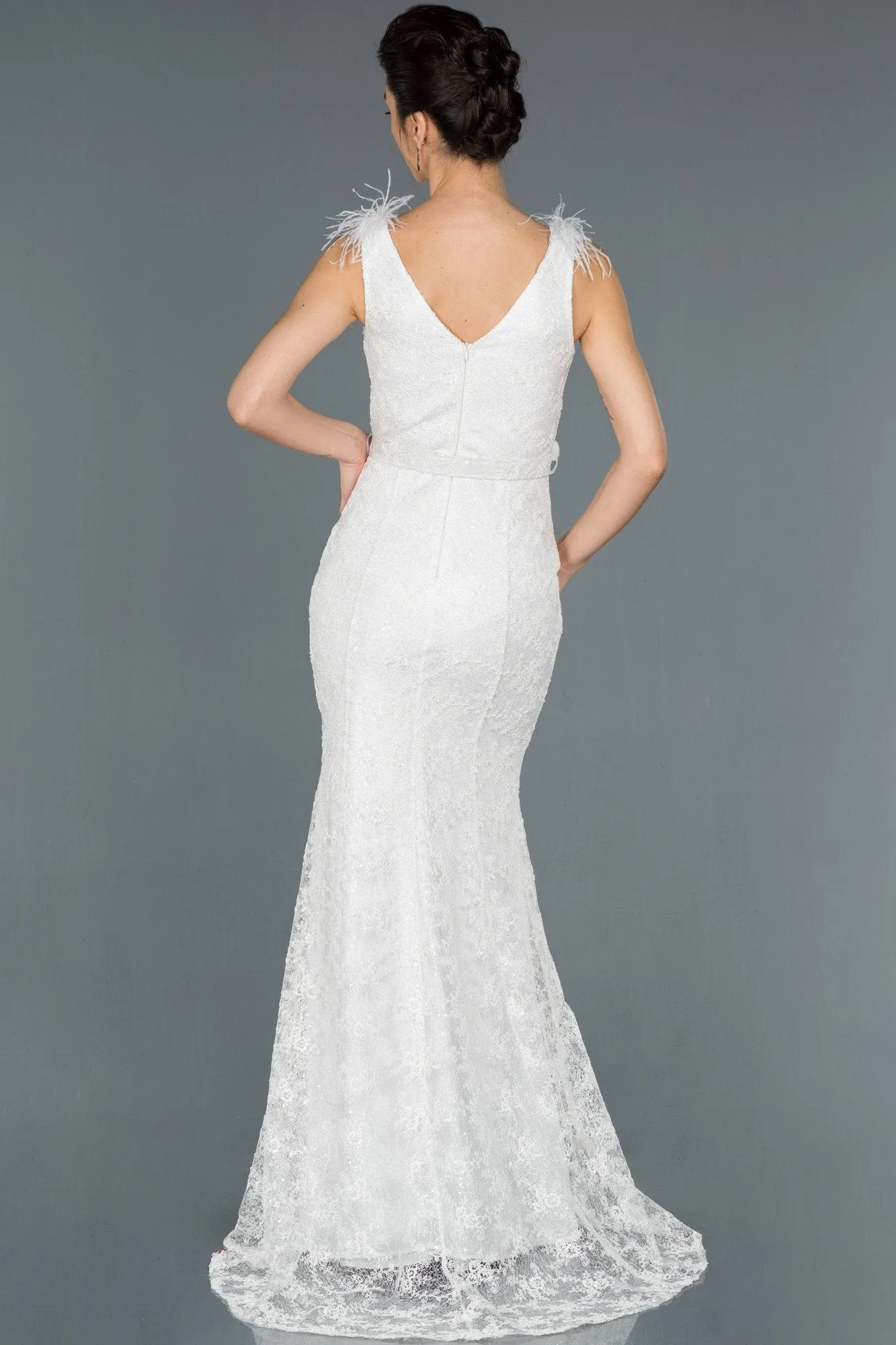 16691 Ecru Belt Sequined Lace Slit Dress