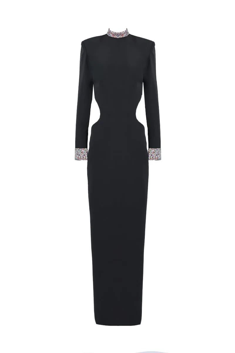 BLACK OPEN-BACK DRESS WITH EMBROIDERED