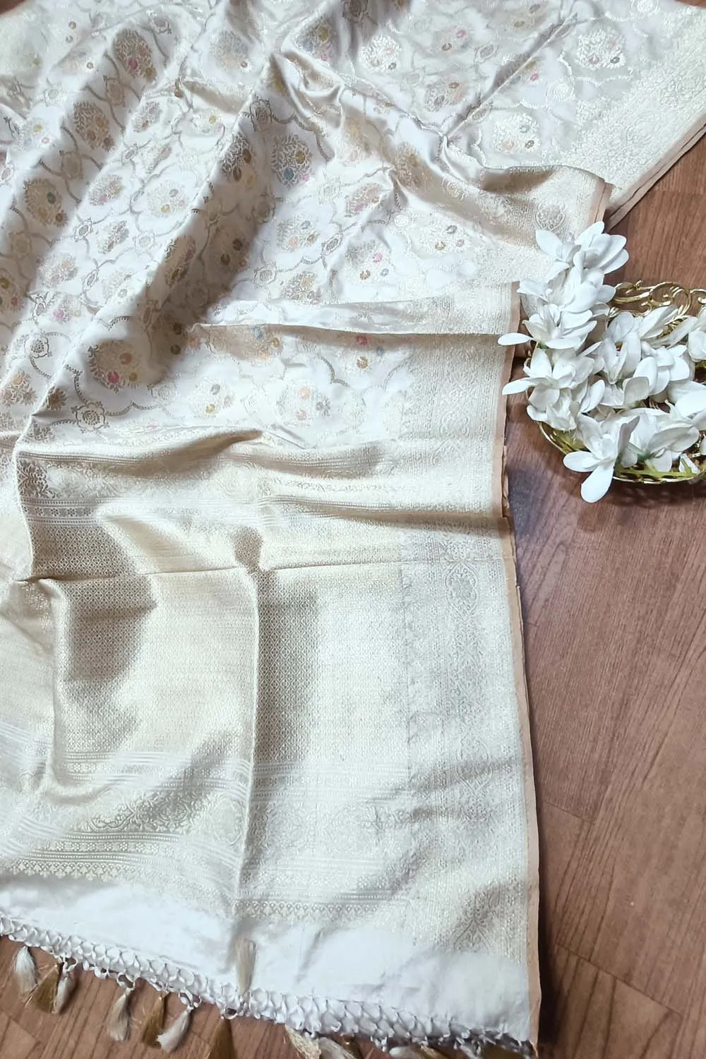 Elegant Pastel Banarasi Katan Silk Meenakari Saree