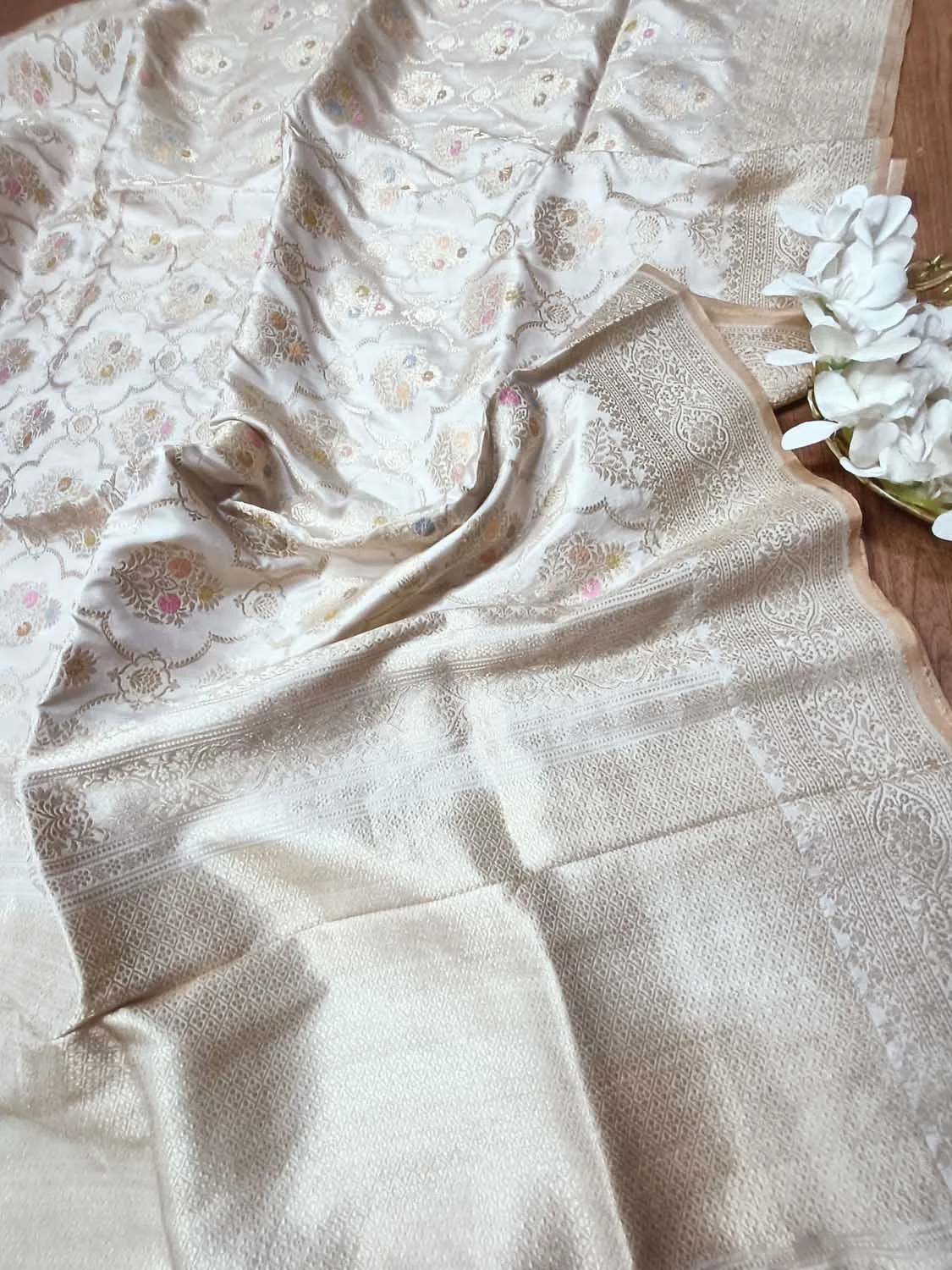 Elegant Pastel Banarasi Katan Silk Meenakari Saree