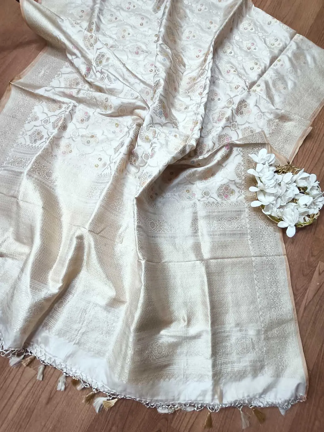 Elegant Pastel Banarasi Katan Silk Meenakari Saree
