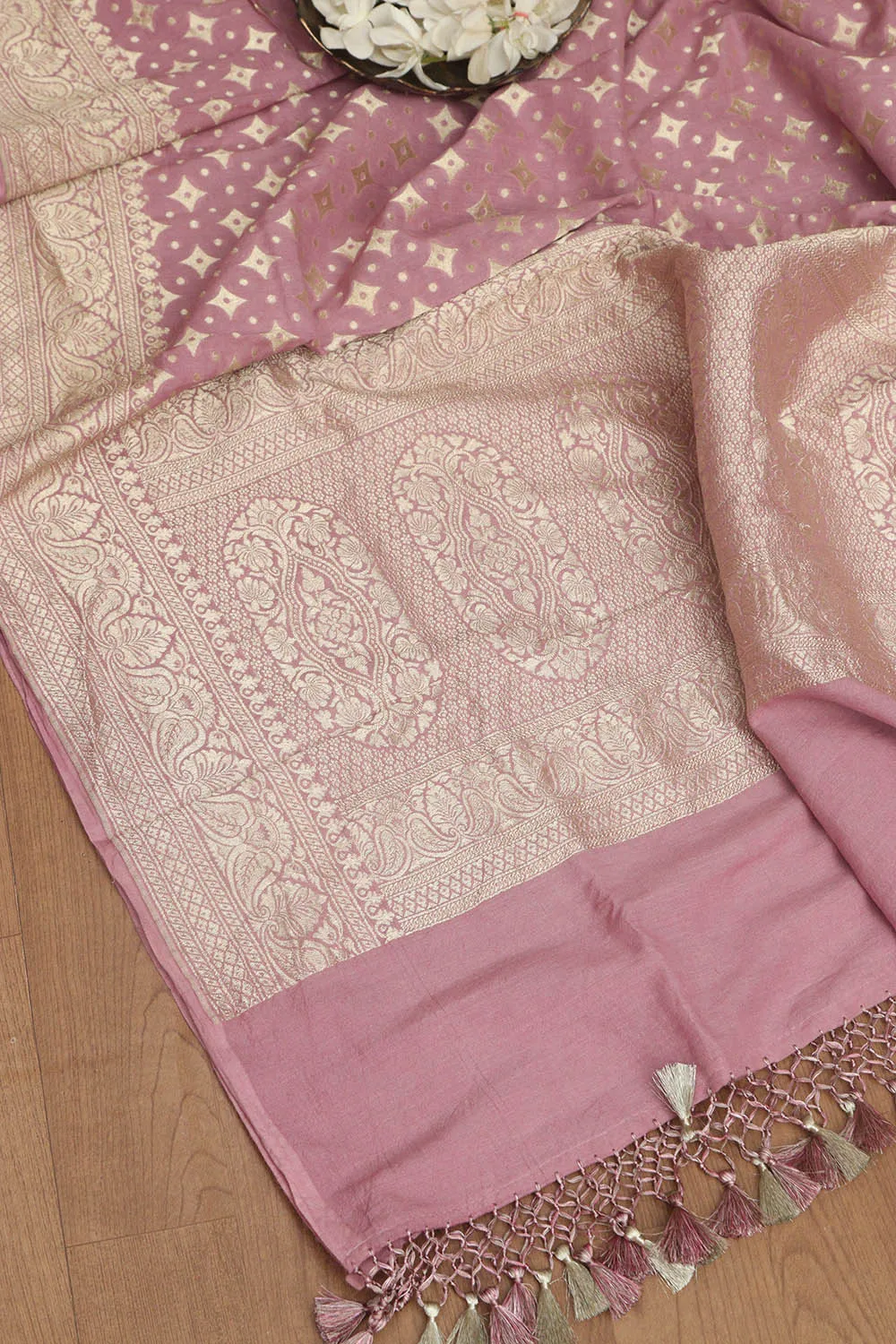 Exquisite Purple Banarasi Handloom Pure Moonga Silk Dupatta