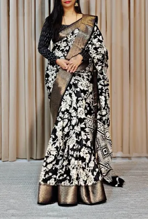 Innovative Black Digital Printed Soft Silk Saree With Beleaguer Blouse Piece