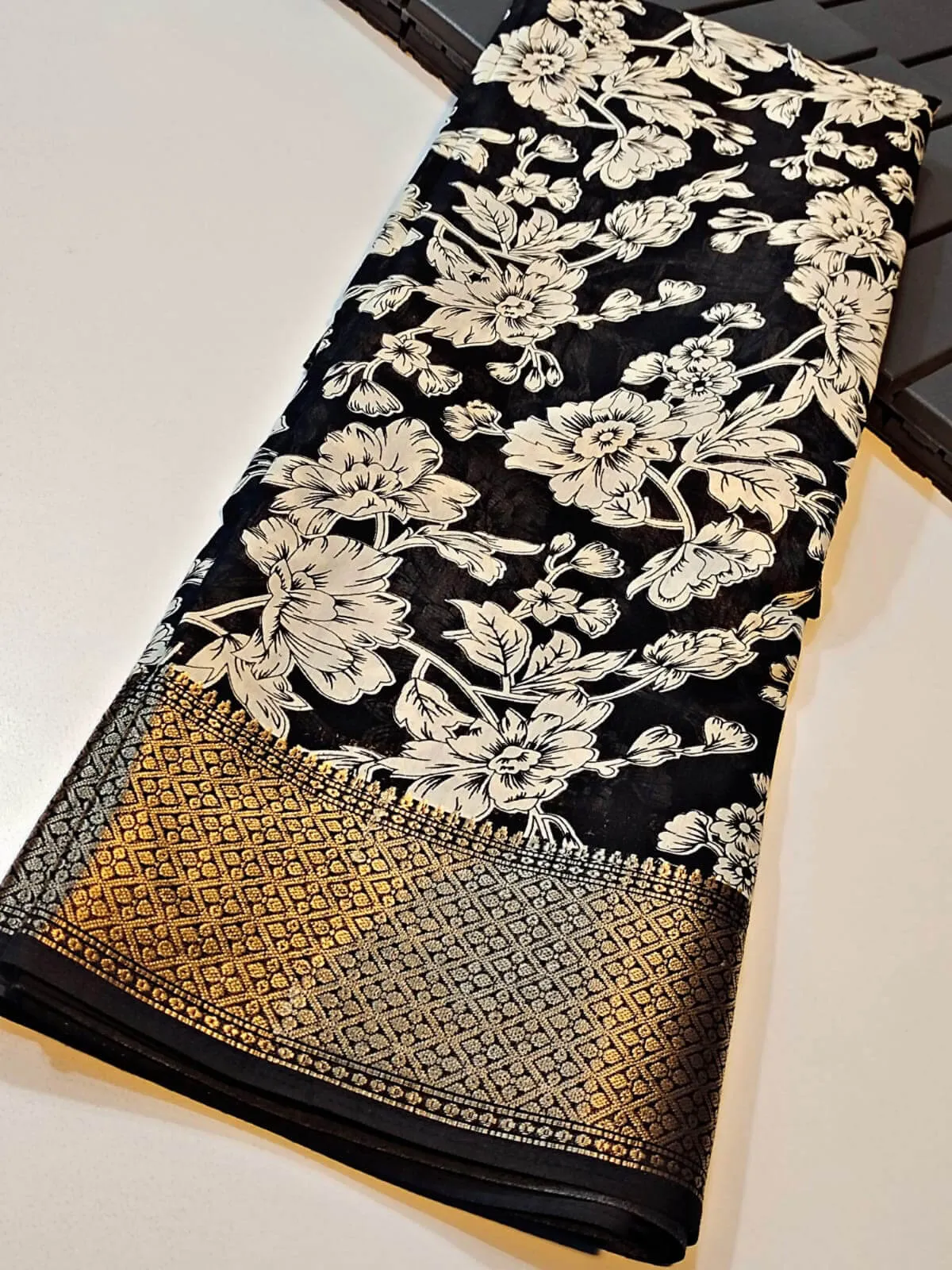 Innovative Black Digital Printed Soft Silk Saree With Beleaguer Blouse Piece