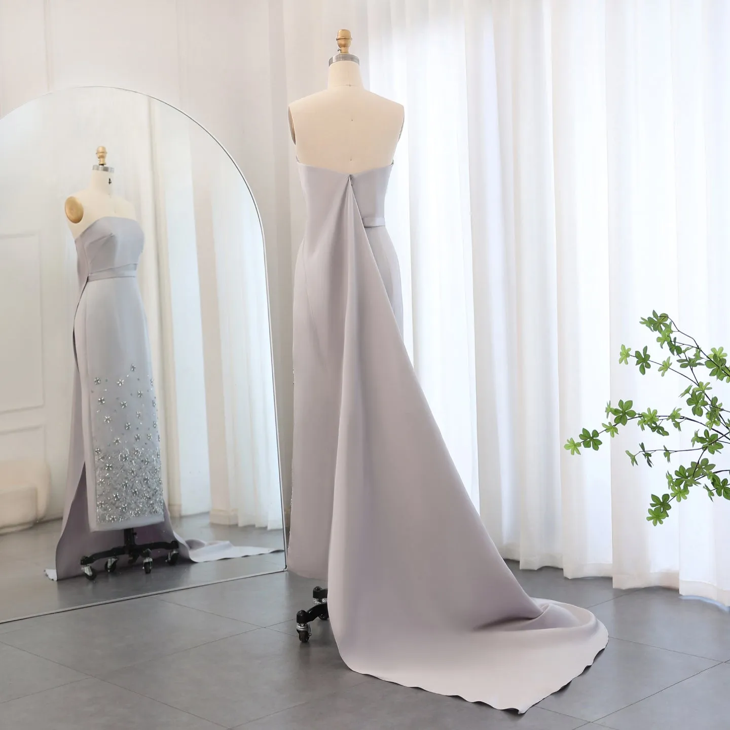 Luxury Crystal Gray Ankle Length Evening Dress with Train SS415