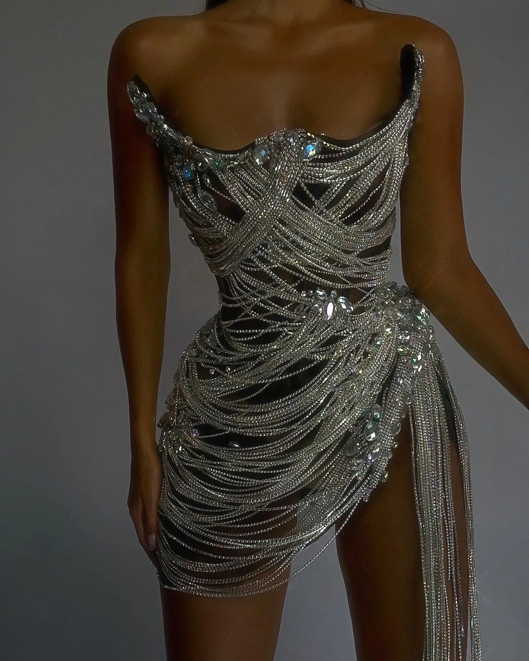 Luxury Crystal Tassels Strapless Short Cocktail Dress RM012
