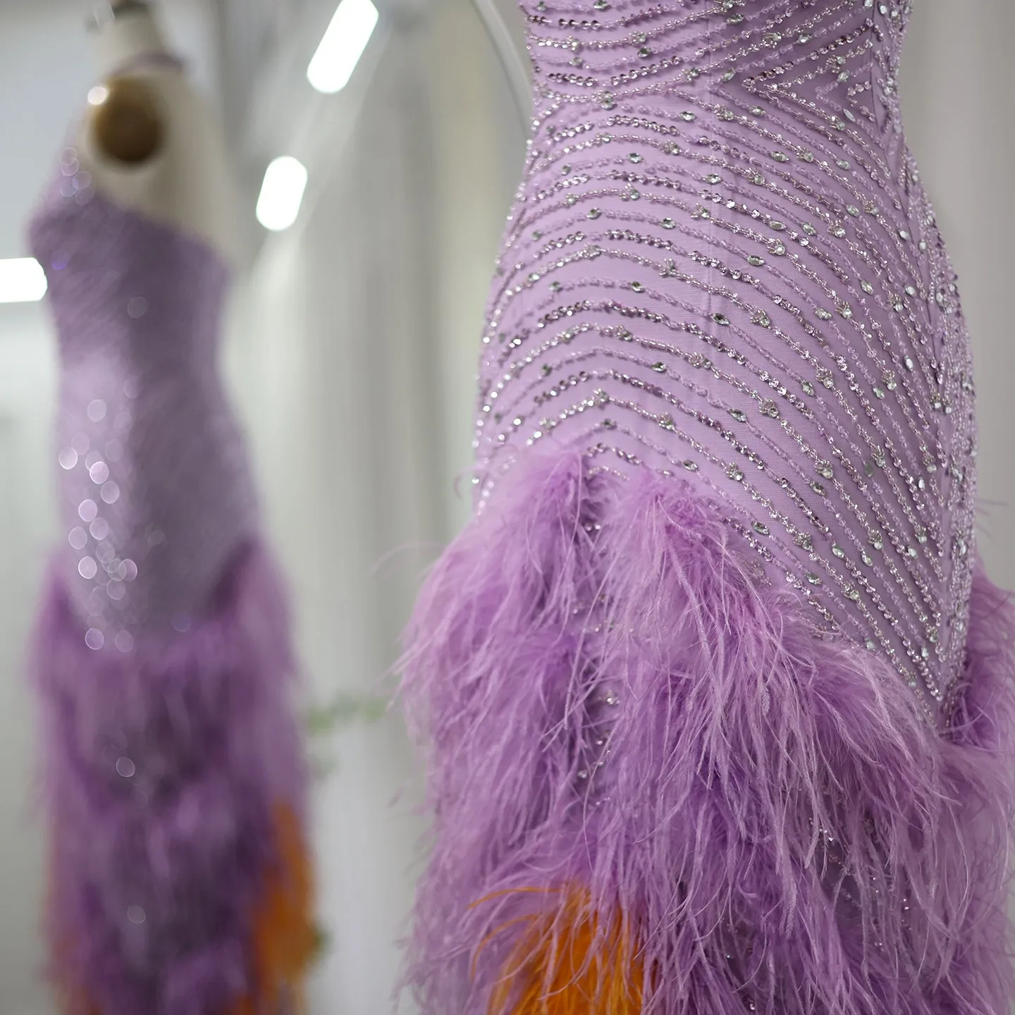 Luxury Feathers Lilac Halter Evening Dress SS473