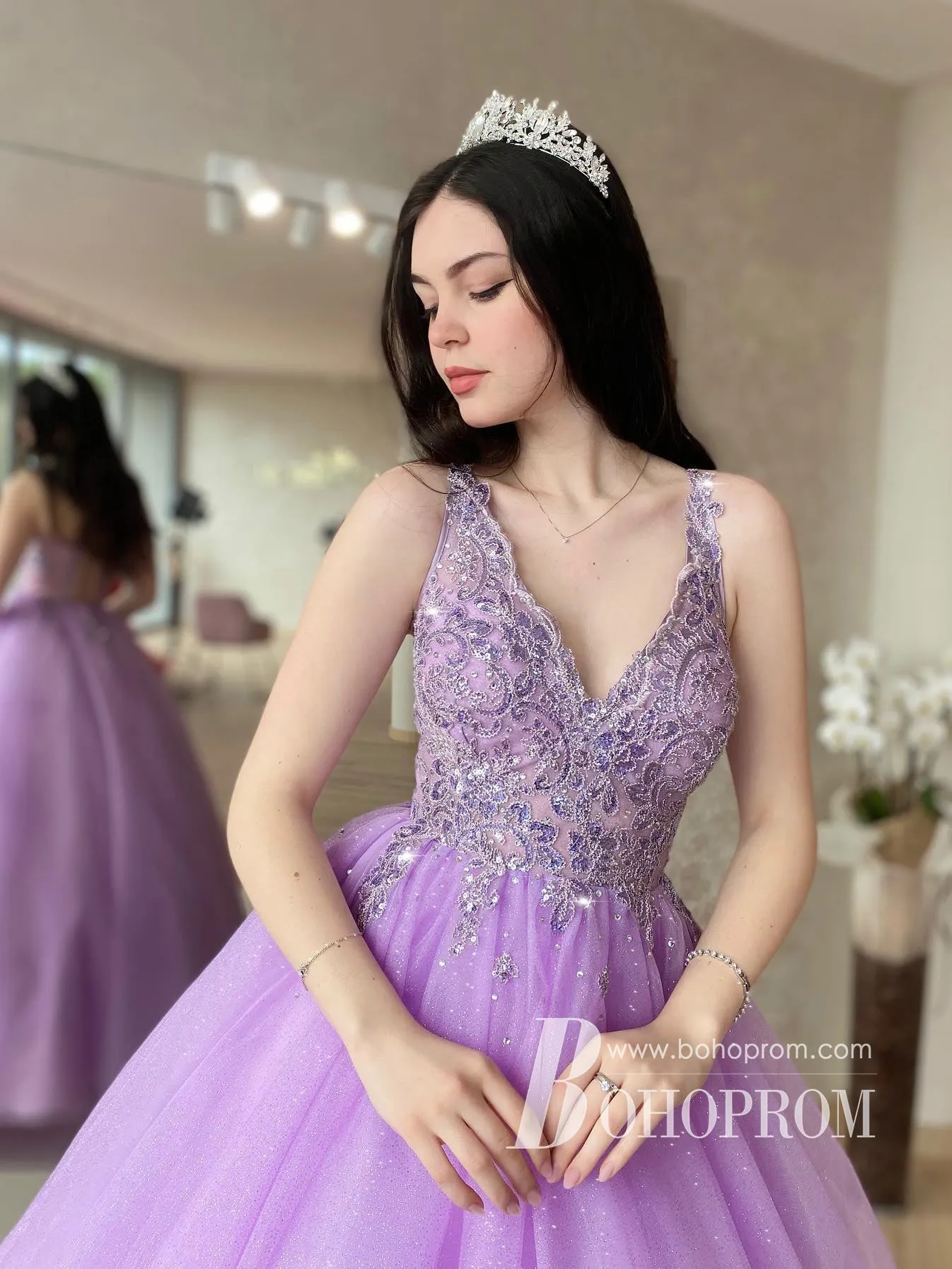 Shiny Tulle Appliques Rhinestone V-neckline A-line Long Prom Dresses PD833